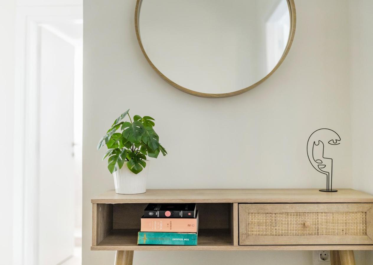 Honeybee Apartment Атина Екстериор снимка