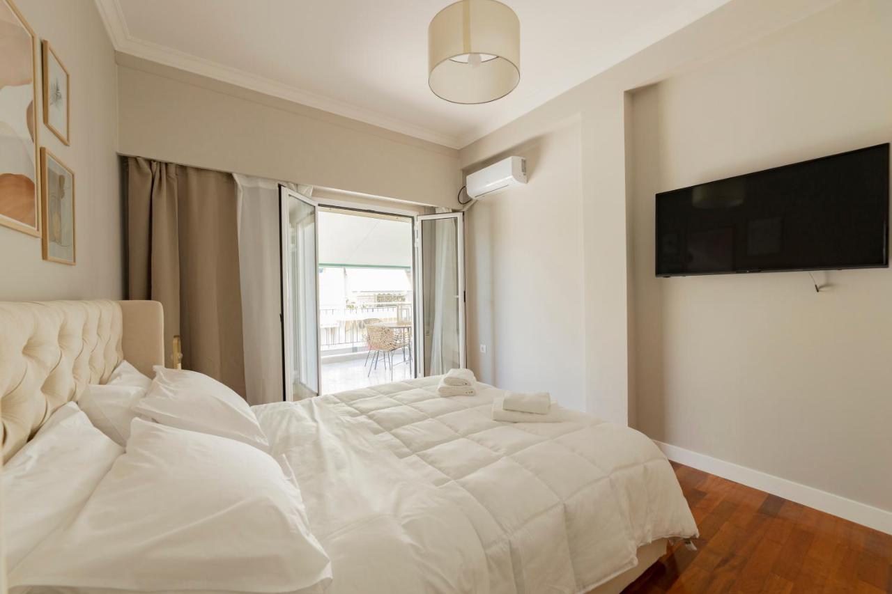 Honeybee Apartment Атина Екстериор снимка