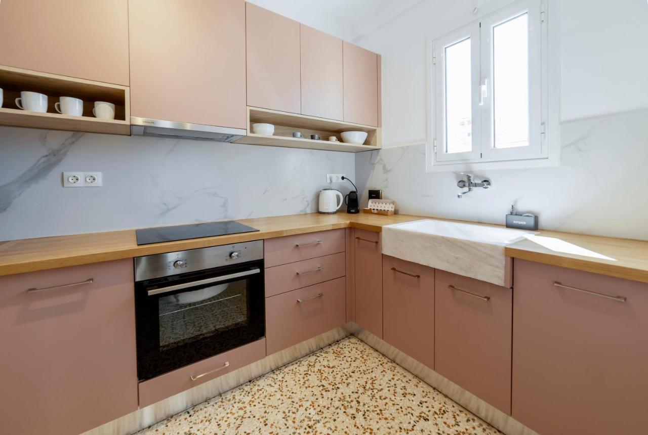 Honeybee Apartment Атина Екстериор снимка